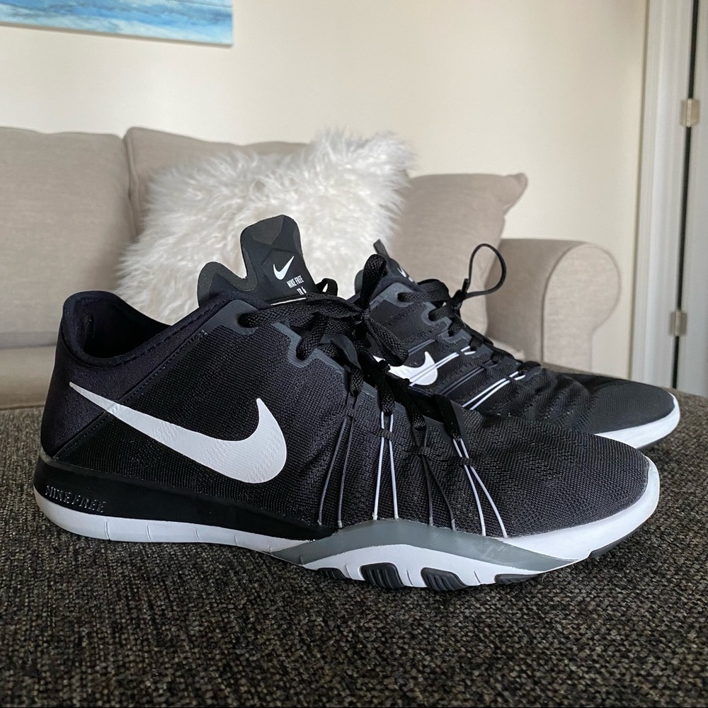 Nike Women’s Tennis Shoe | Size 11.5